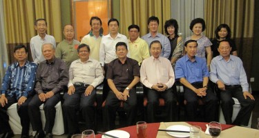 羅傅兩姓宗親合影